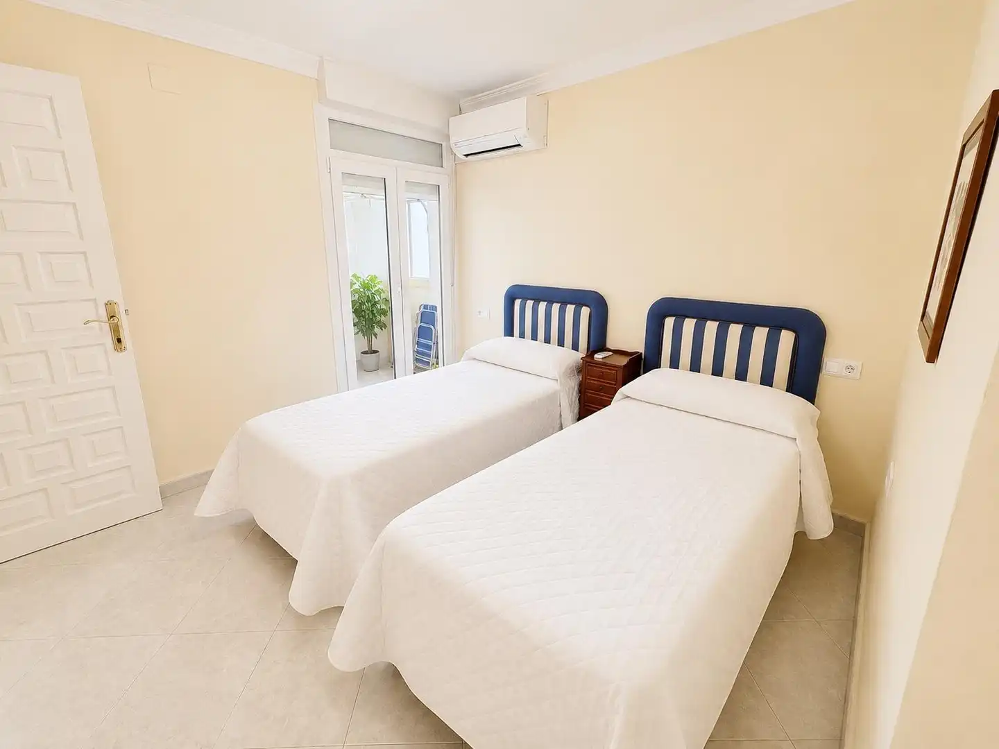 Apartamento con terraza en alquiler en La Carihuela - Los Nidos, imagen 15