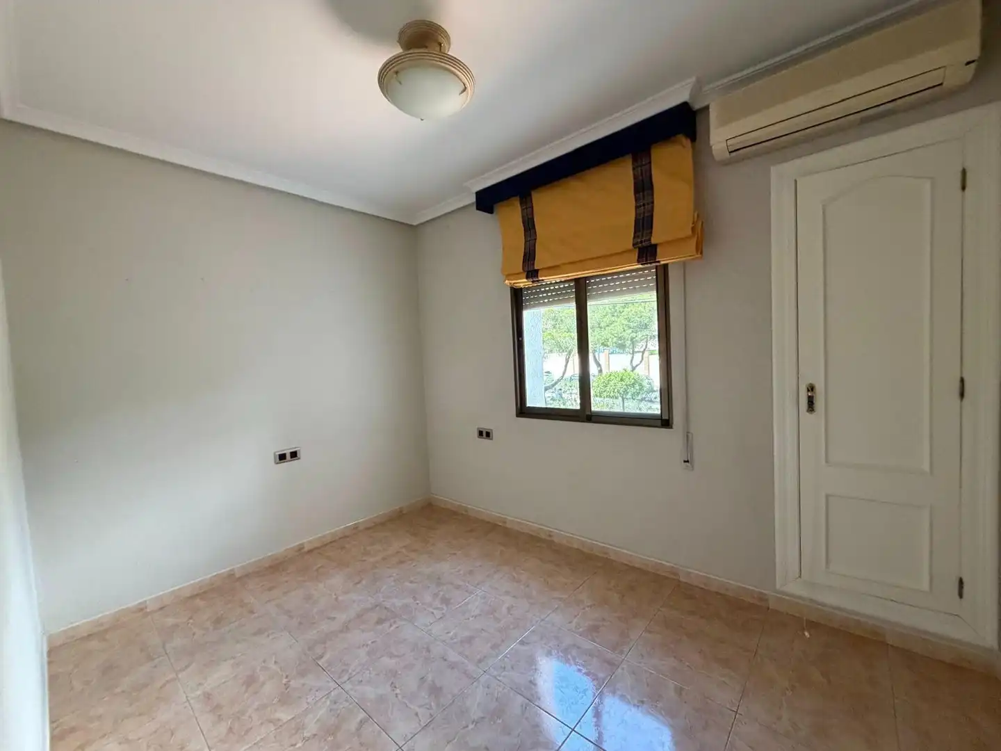 Casa o chalet en venta en Torrent con Aire acondicionado, Jardín privado y Terraza