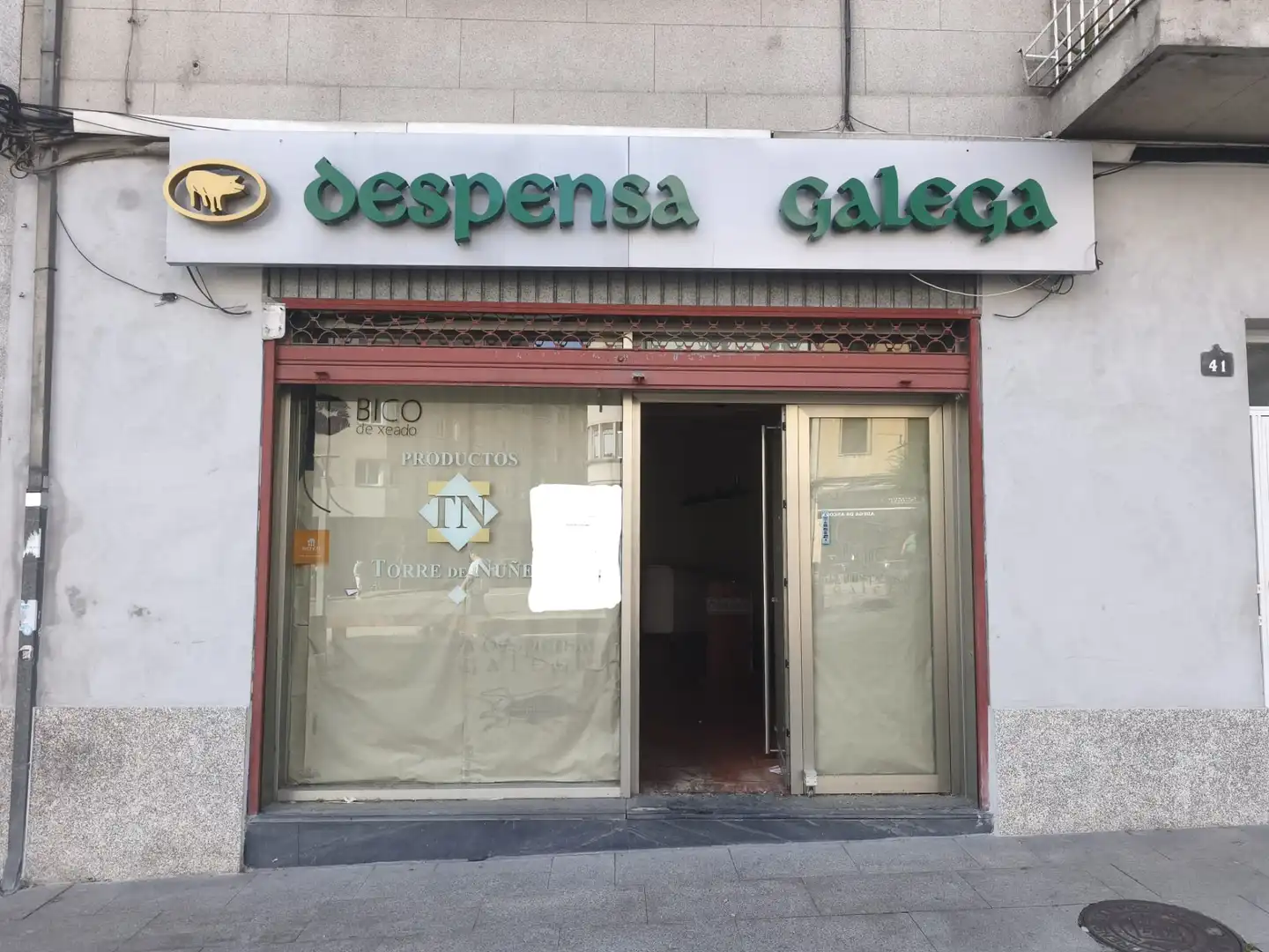 Local comercial en alquiler en Avenida de Santiago 41
