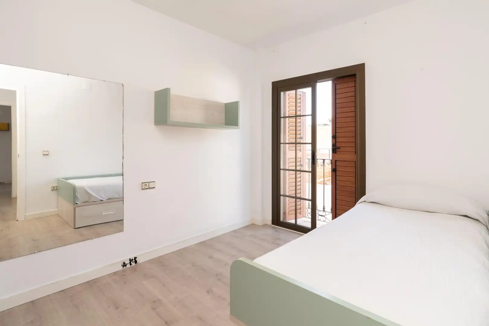 Flat for sale in Calle Calle Islas Hawai, Motril ciudad