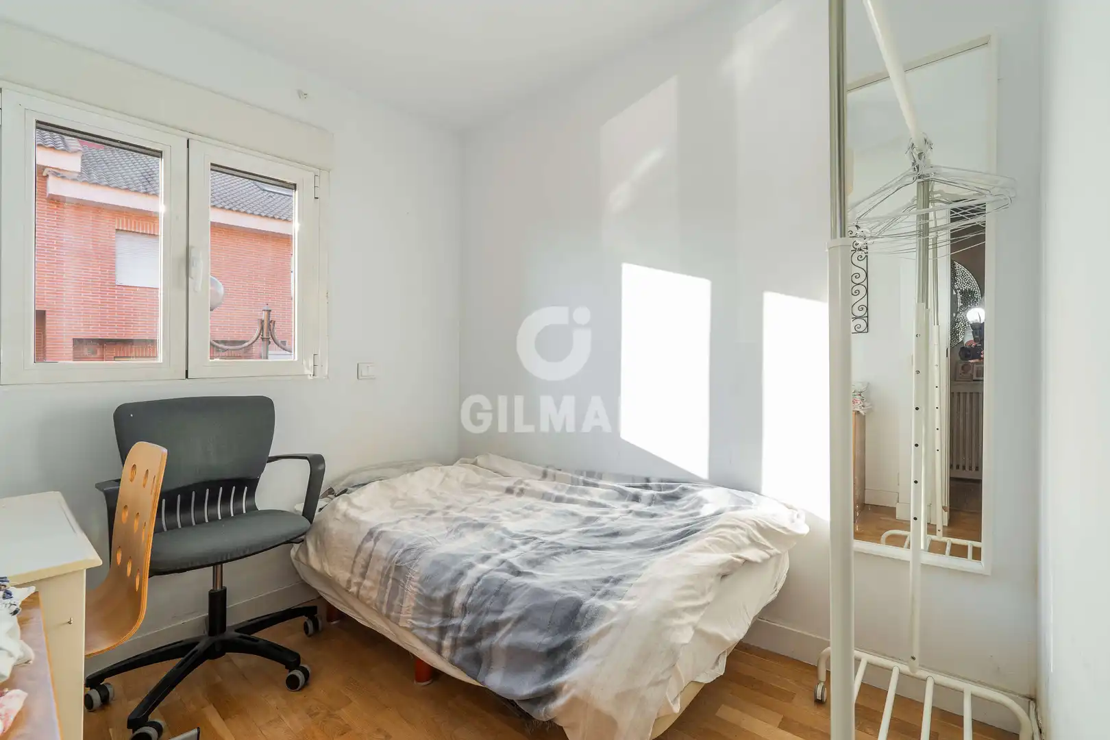 Bedroom of Detached homes for sale in Pozuelo de Alarcón  with Heating and Private garden