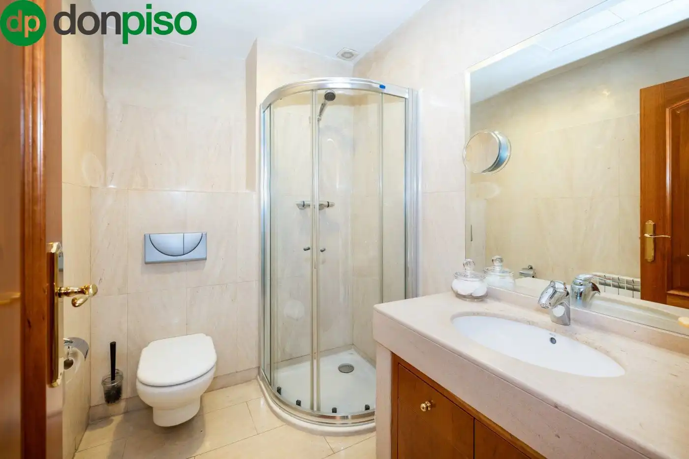 Bathroom of Houses for sale in Granada  with Air Conditioner, Heating and Terrace