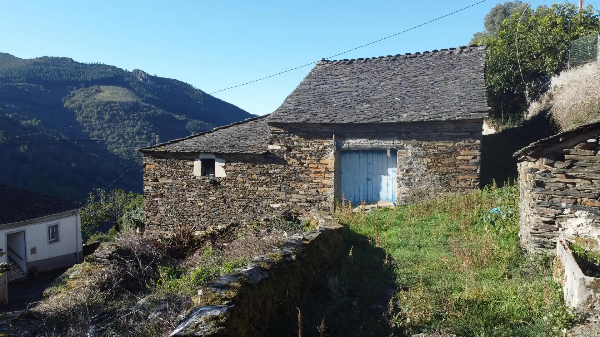 Vista exterior de Finca rústica en venda en Negueira de Muñiz , Lugo