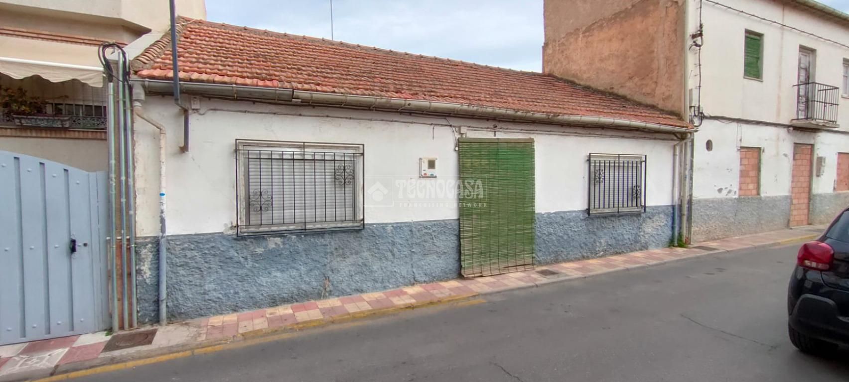 Vista exterior de Casa adosada en venta en Armilla
