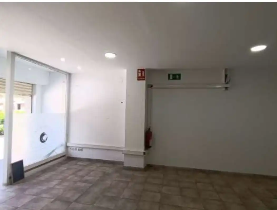 Local comercial en alquiler en El Coll, imagen 3