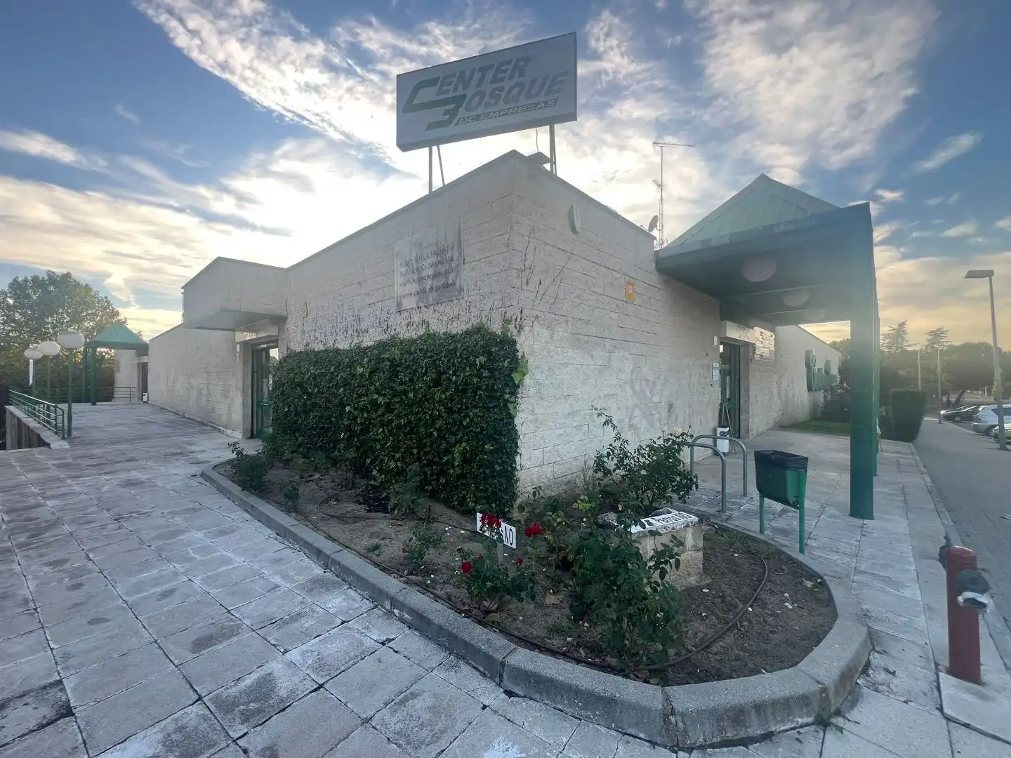 Exterior view of Commercial properties for rent in Villaviciosa de Odón