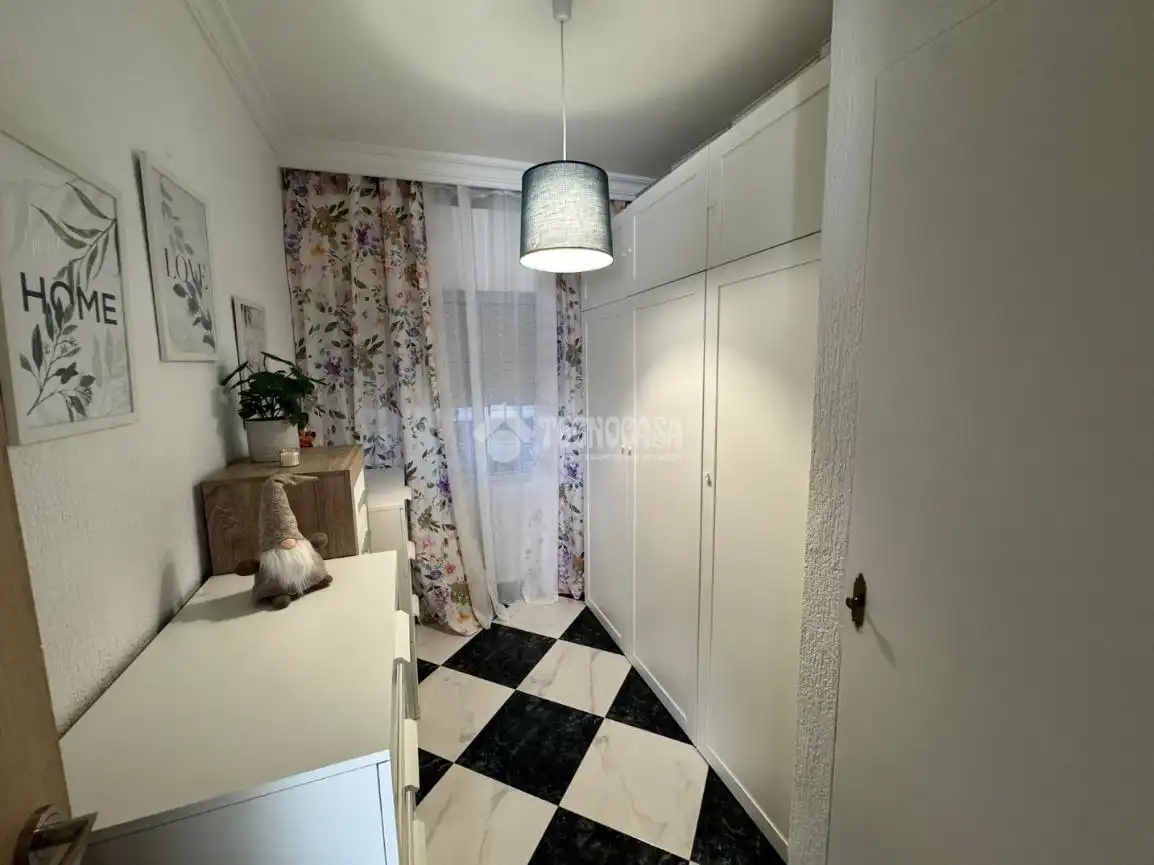 Schlafzimmer von Wohnung zum Verkauf in Huelva mit Klimaanlage