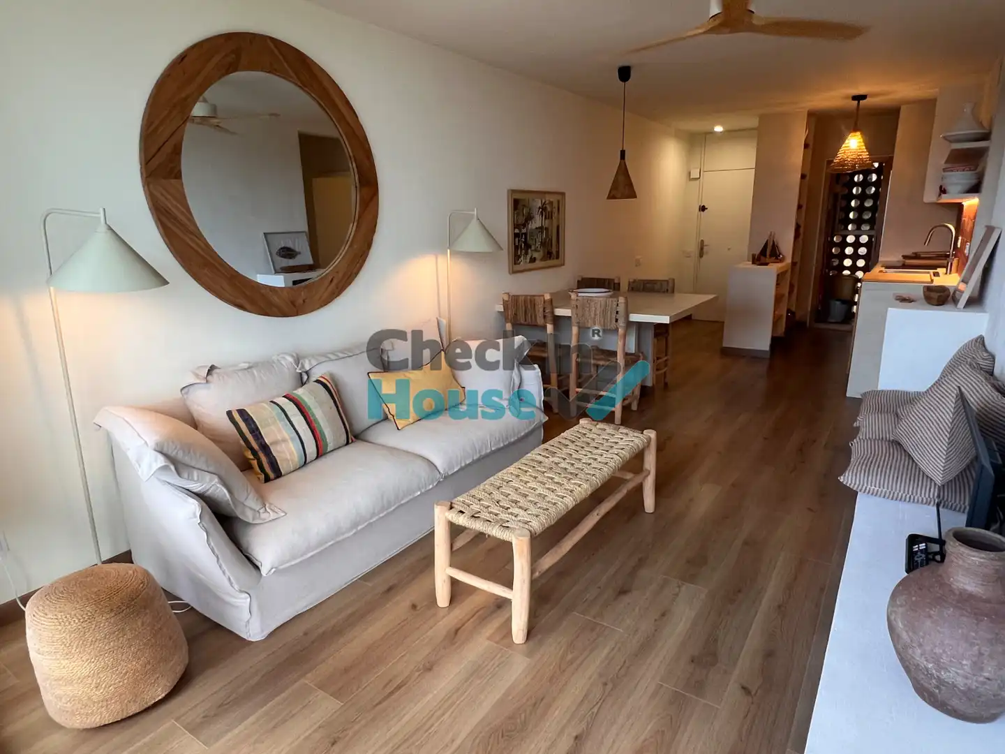 Sala d'estar de Apartament de lloguer en Sant Feliu de Guíxols amb Moblat, Forn i Rentadora
