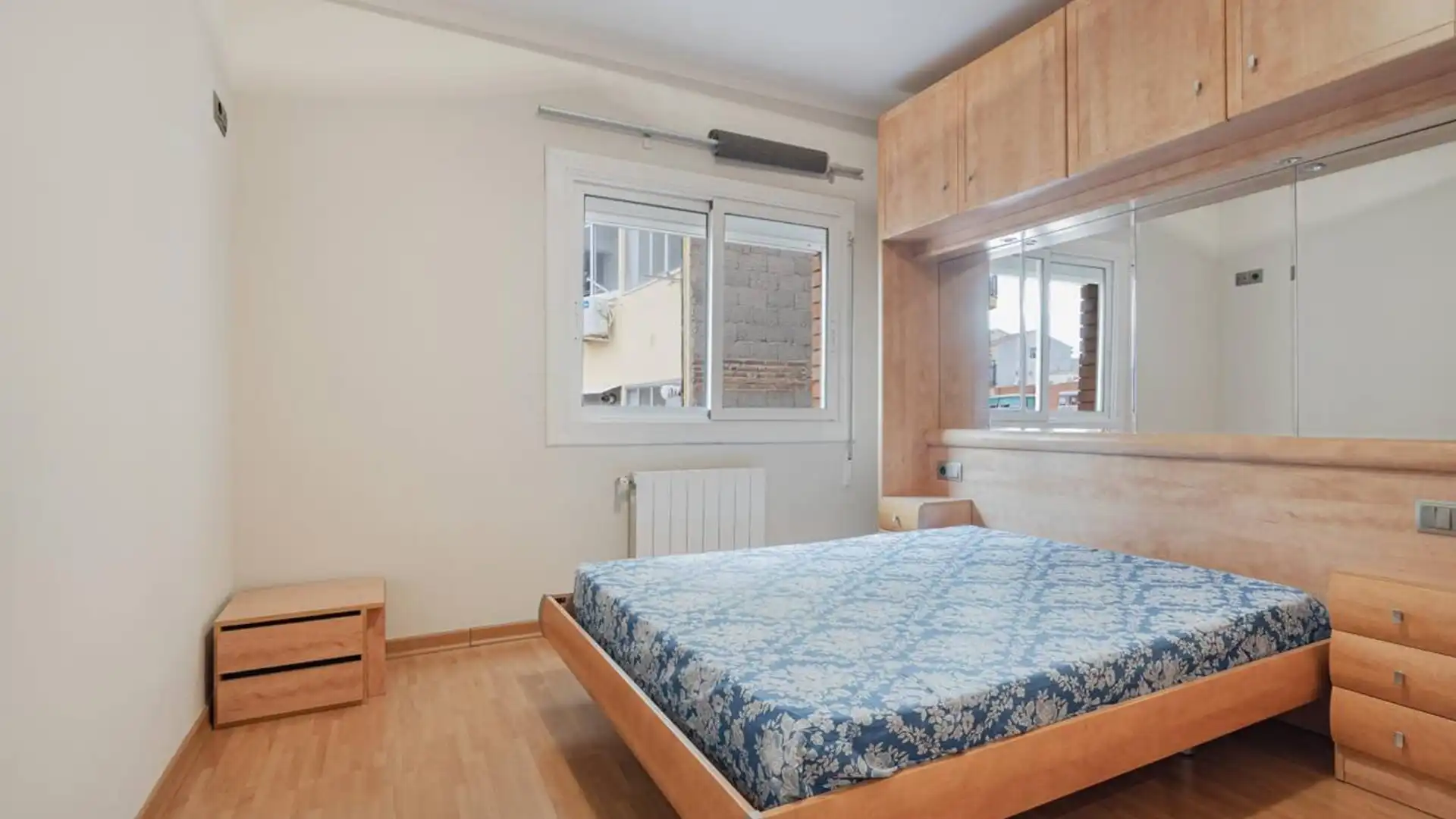 Bedroom of Flat for sale in  Barcelona Capital  with Balcony