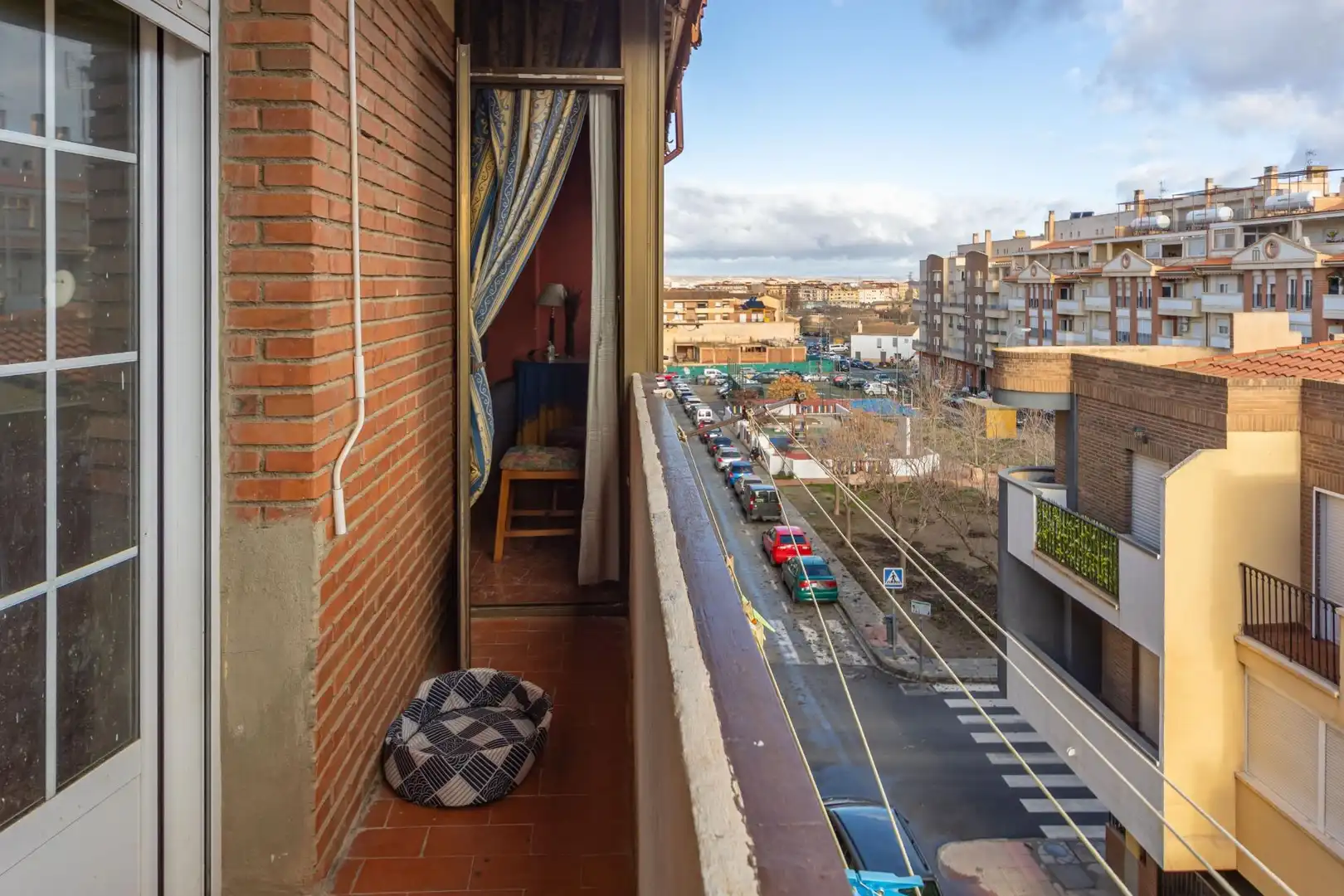 Vista exterior de Pis en venda en Guadix amb Moblat