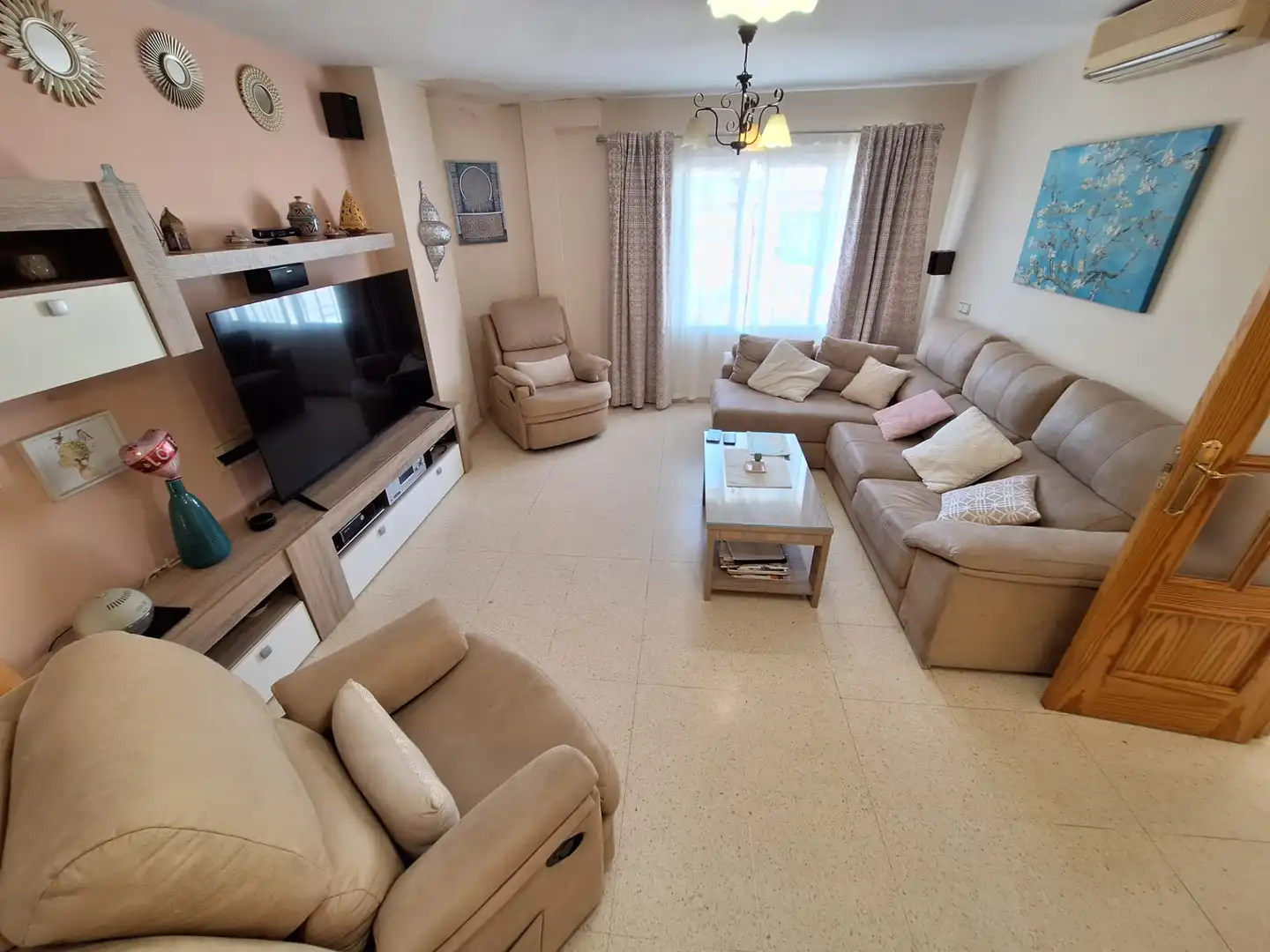 Living room of Houses for sale in La Línea de la Concepción  with Air Conditioner, Heating and Terrace