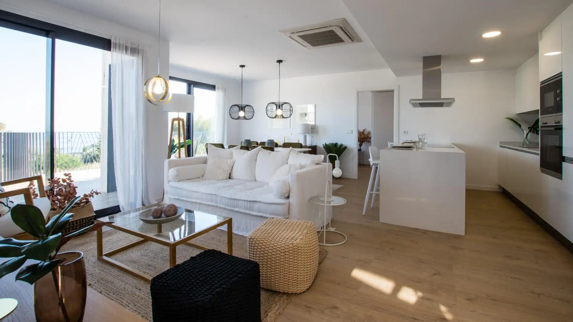 Sala d'estar de Planta baixa en venda en Villajoyosa / La Vila Joiosa amb Jardí privat, Terrassa i Piscina comunitària
