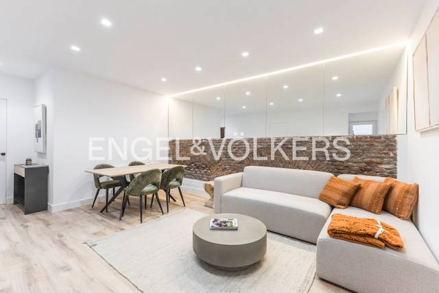 Apartamento en Venta en Calle de Ferraz en Argüelles