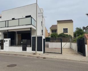 Casa adosada en venda a Almenara