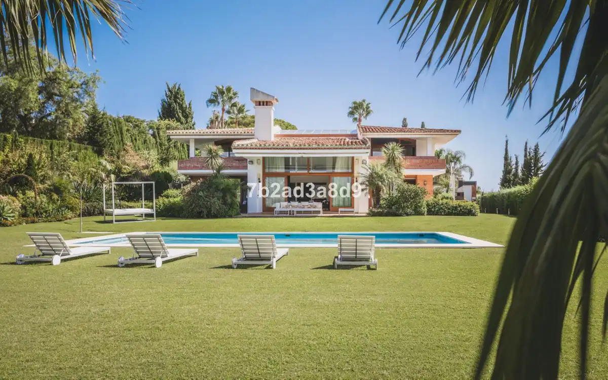 Jardí de Casa o xalet en venda en Marbella amb Aire condicionat, Jardí privat i Terrassa