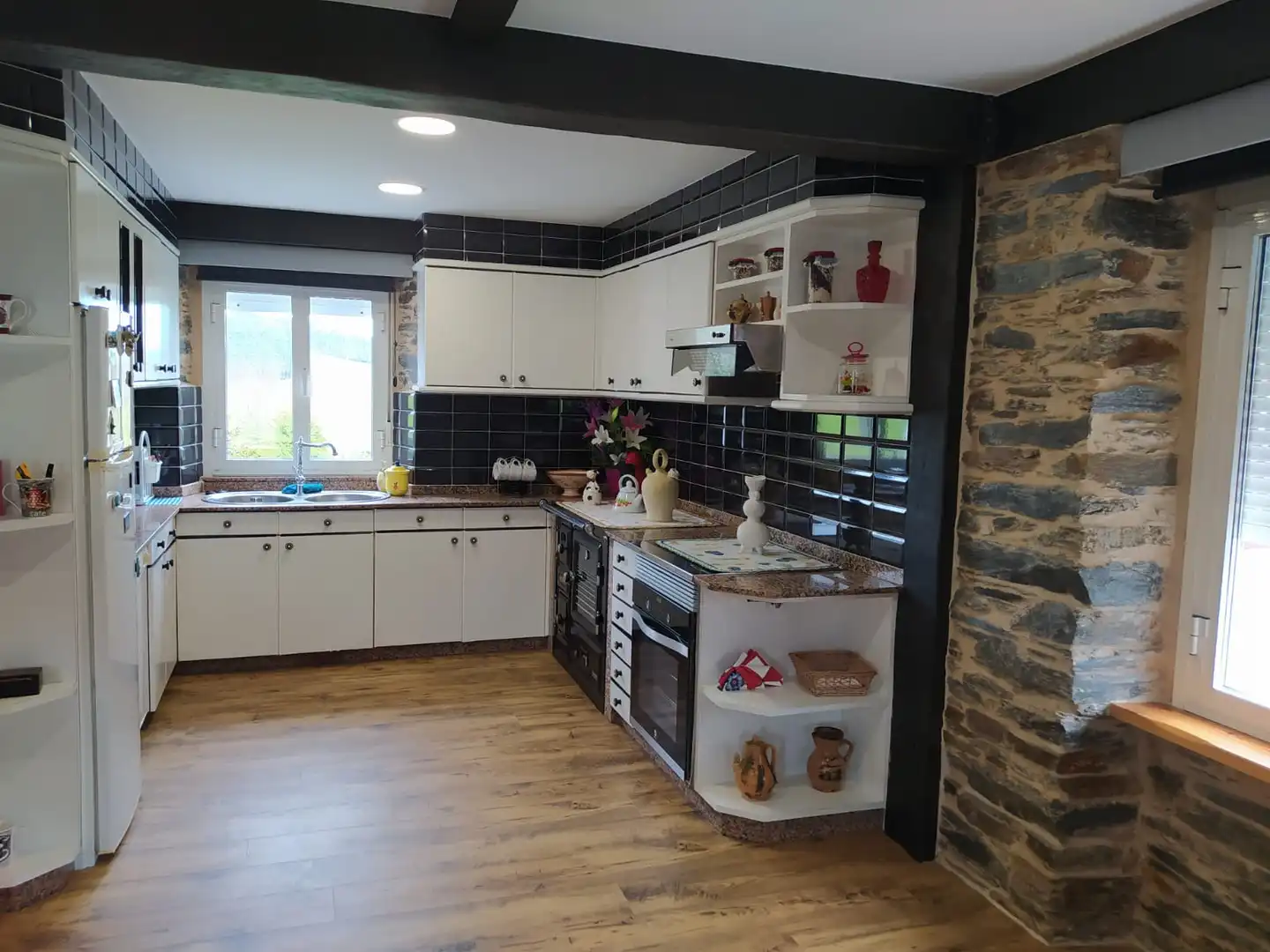 Cocina de Casa adosada en venta en Foz con Calefacción, Jardín privado y Terraza