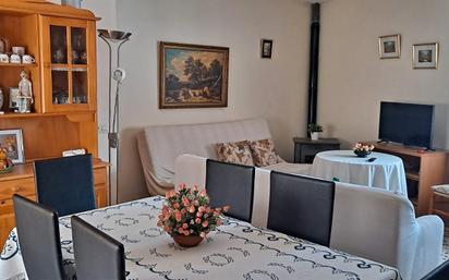 Menjador de Casa o xalet en venda en Enguídanos amb Moblat, Forn i Rentadora