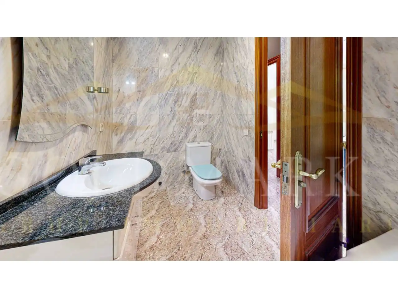 Bathroom of Flat for sale in Cubelles  with Air Conditioner, Heating and Terrace
