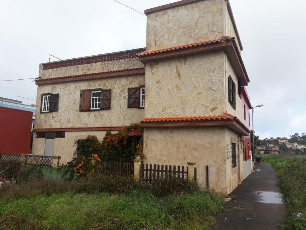 Vista exterior de Casa o xalet en venda en San Cristóbal de la Laguna
