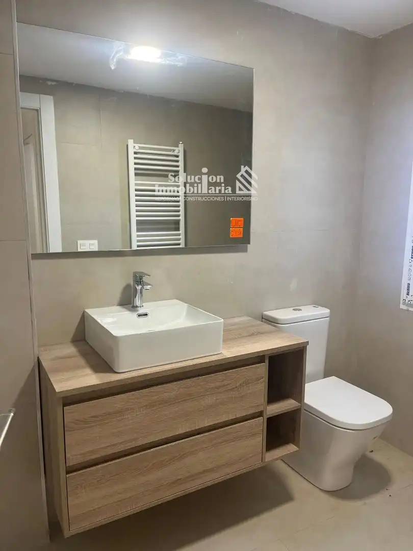 Baño de Piso en venta en Salamanca con Calefacción y Amueblado