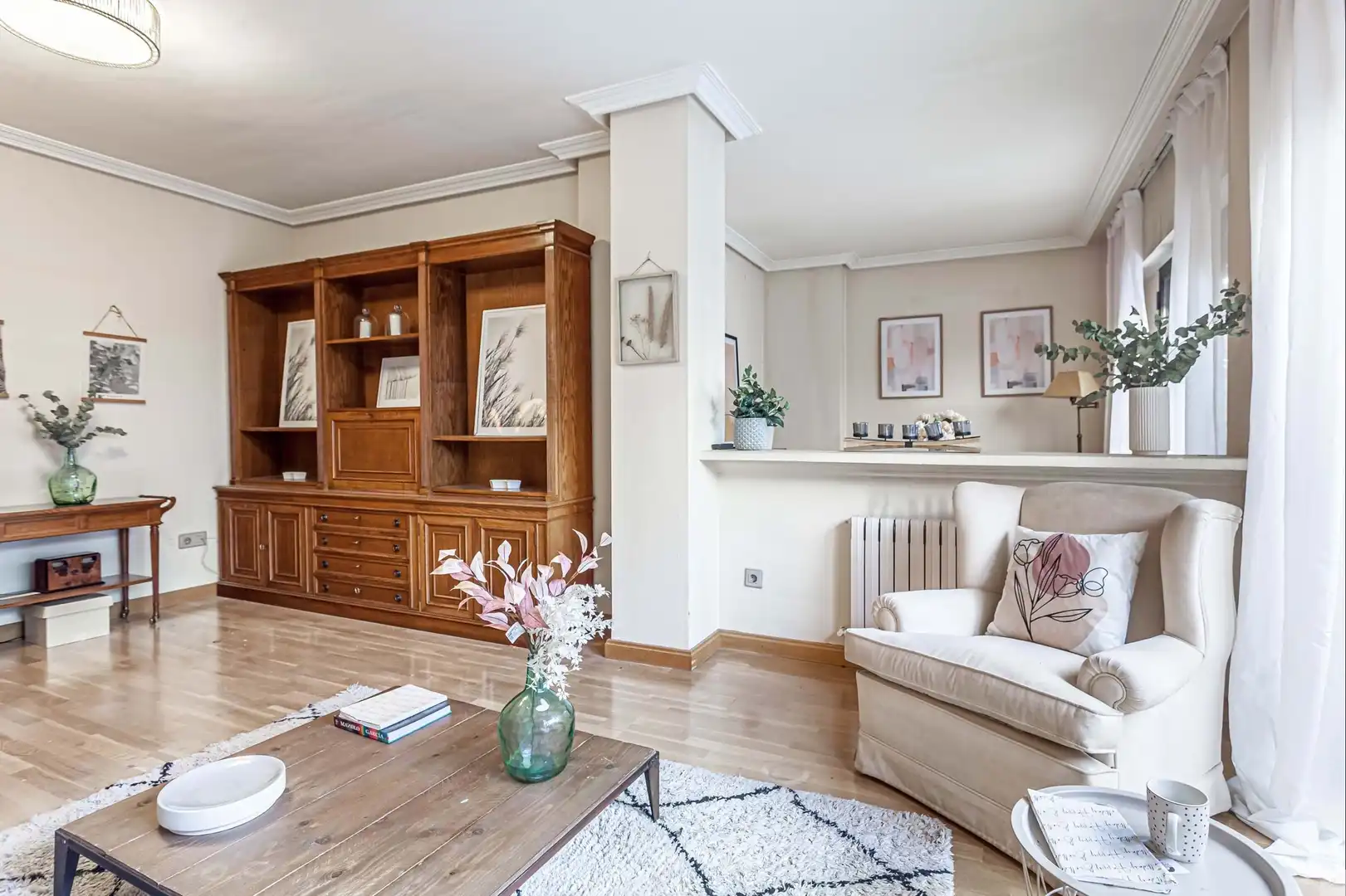 Living room of Flat for sale in Majadahonda  with Heating, Terrace and Storage room