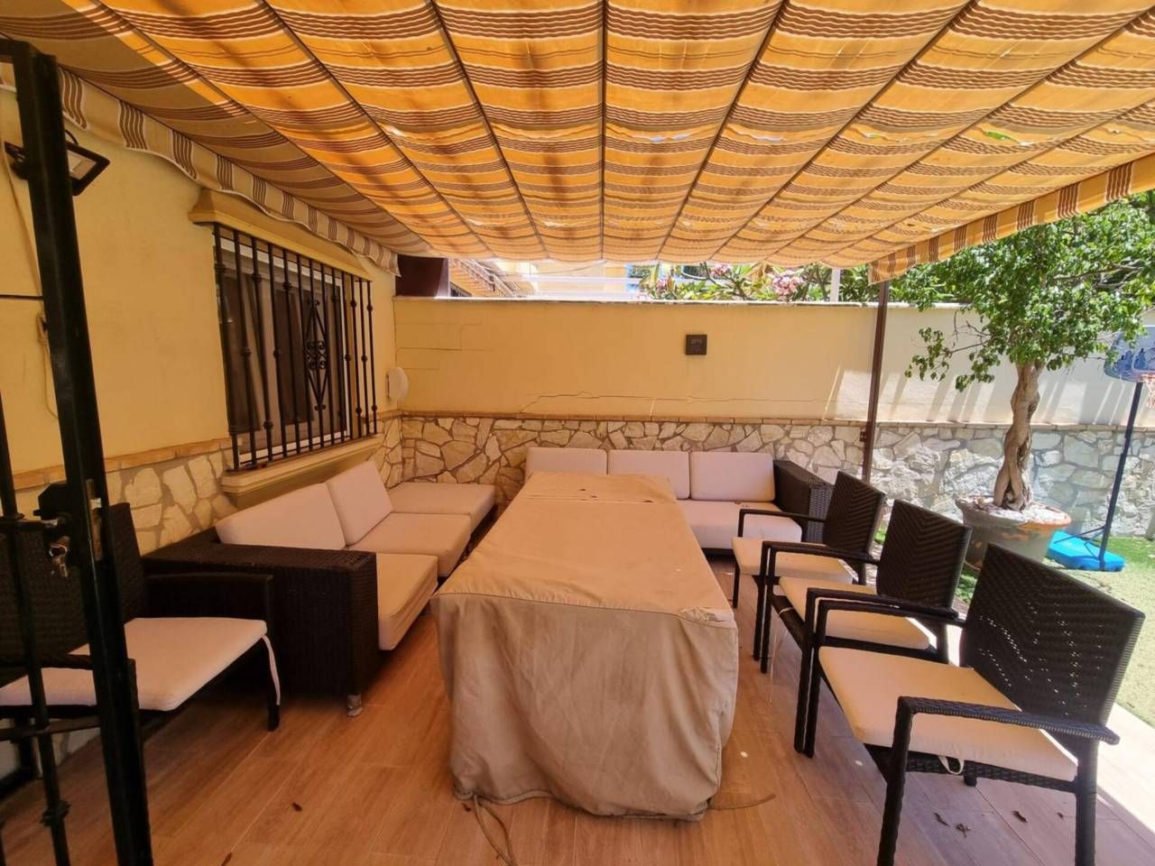 Terrace of Single-family semi-detached to rent in Fuengirola  with Air Conditioner, Heating and Private garden