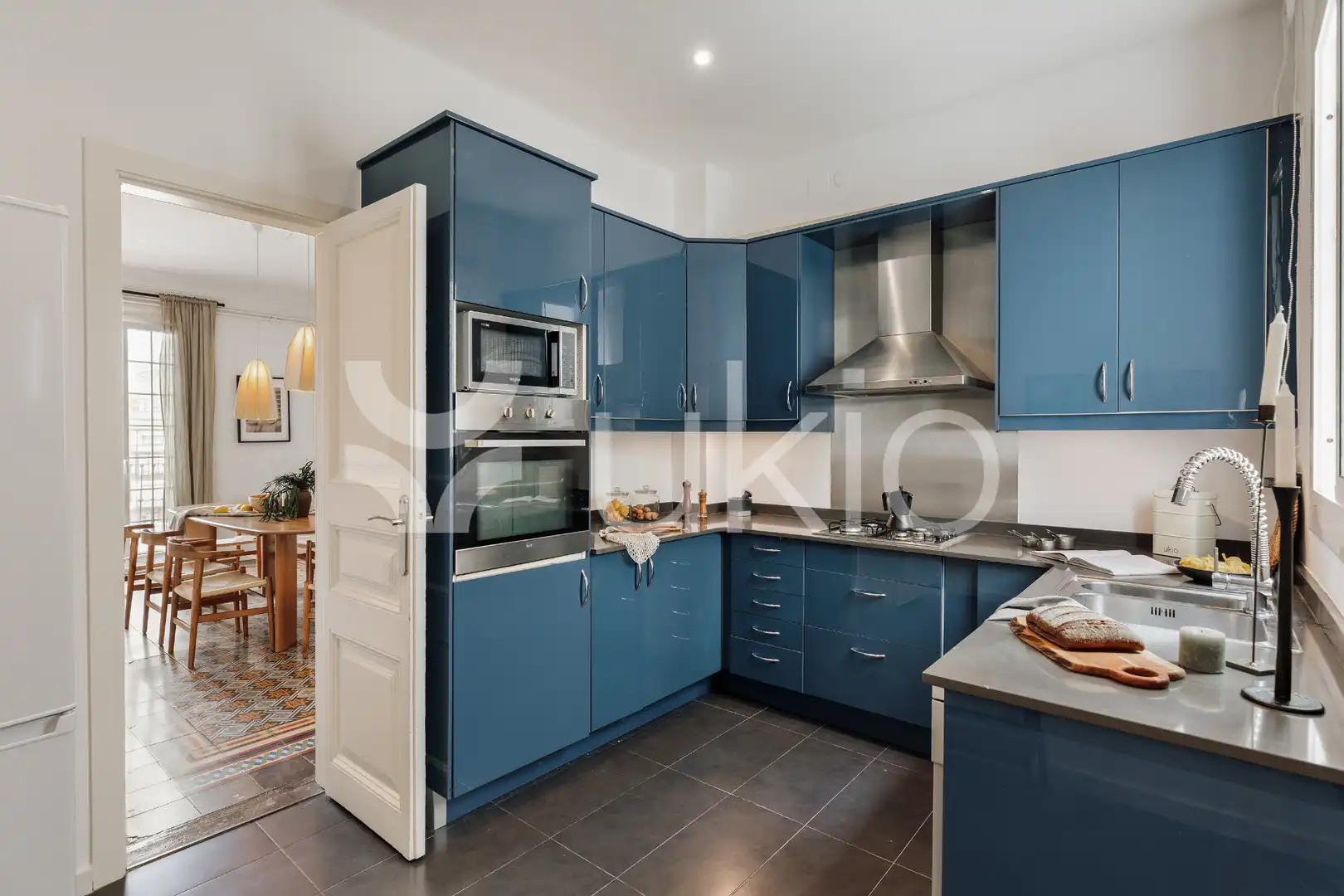 Cocina de Apartamento de alquiler en  Barcelona Capital con Aire acondicionado, Calefacción y Terraza