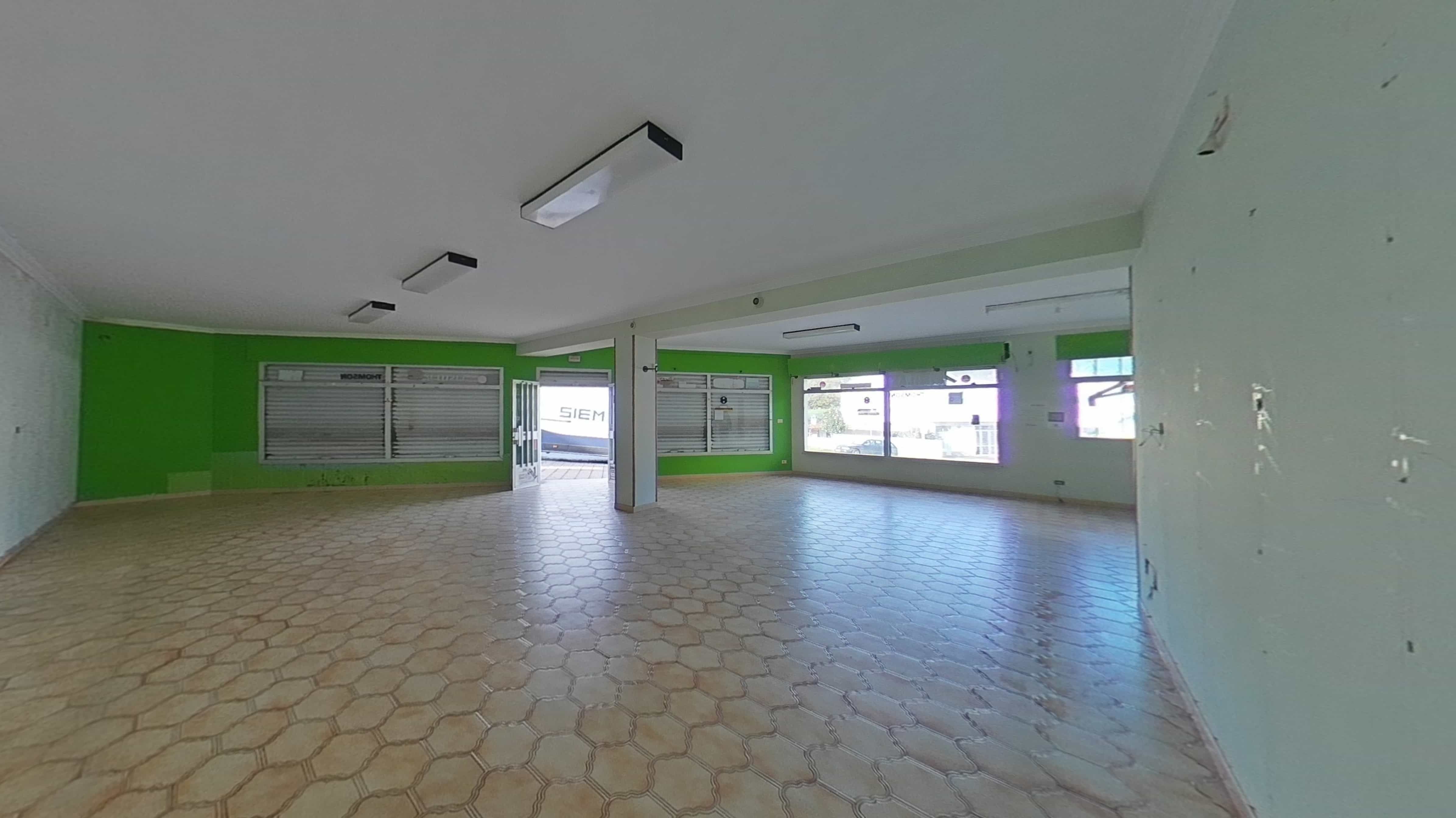 Premises for sale in Cariño