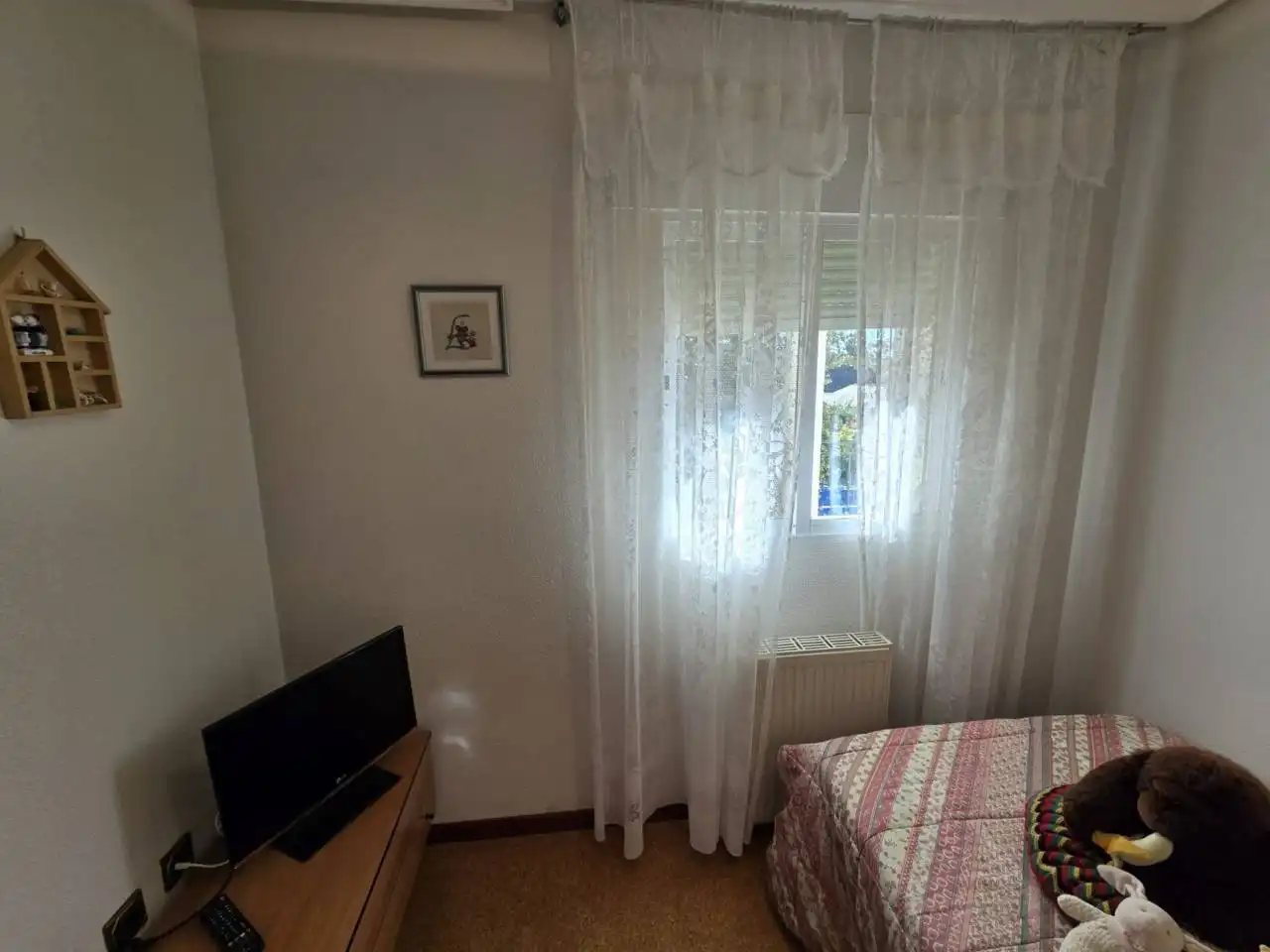 Dormitori de Casa o xalet en venda en Pioz amb Calefacció, Jardí privat i Terrassa
