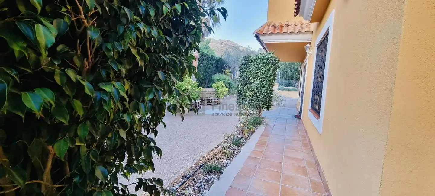 Vista exterior de Casa o chalet en venta en Finestrat con Aire acondicionado, Jardín privado y Terraza