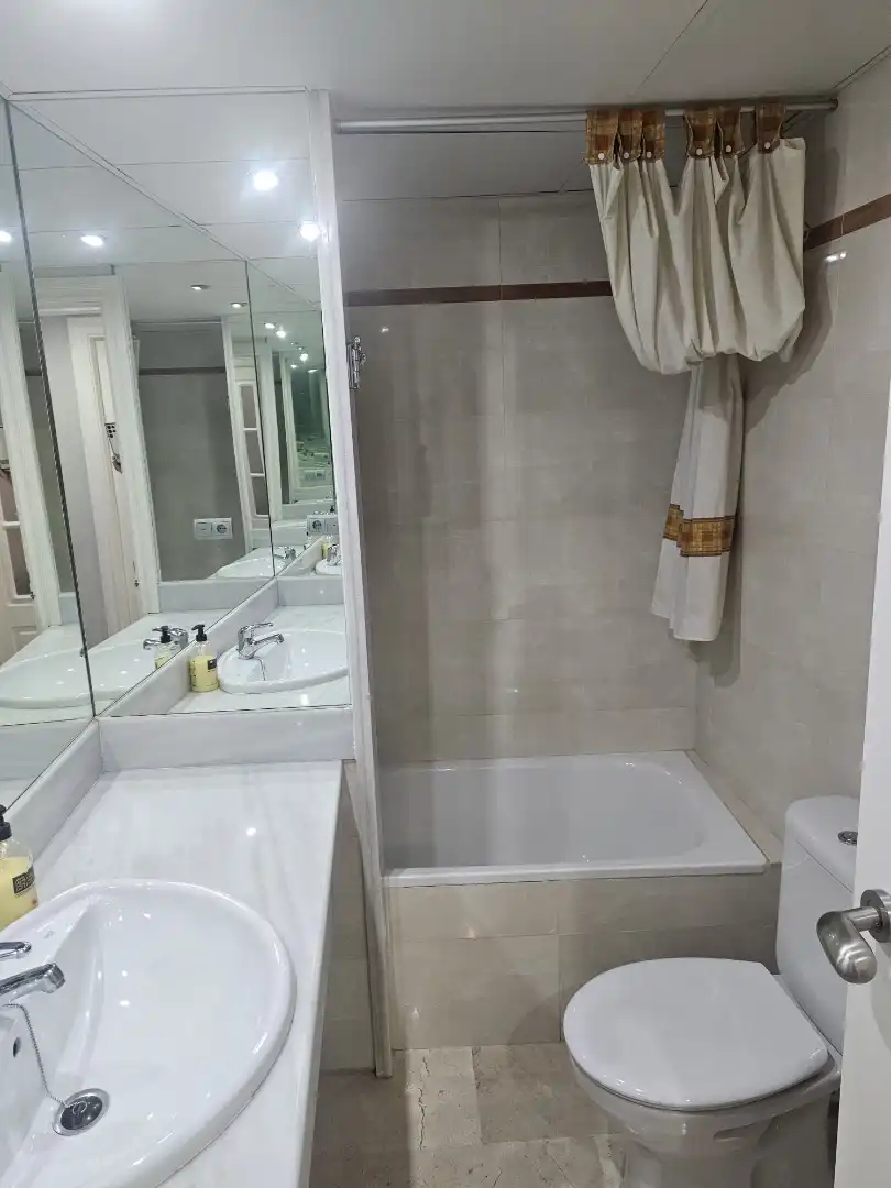 Flat for rent in Granada, Granada