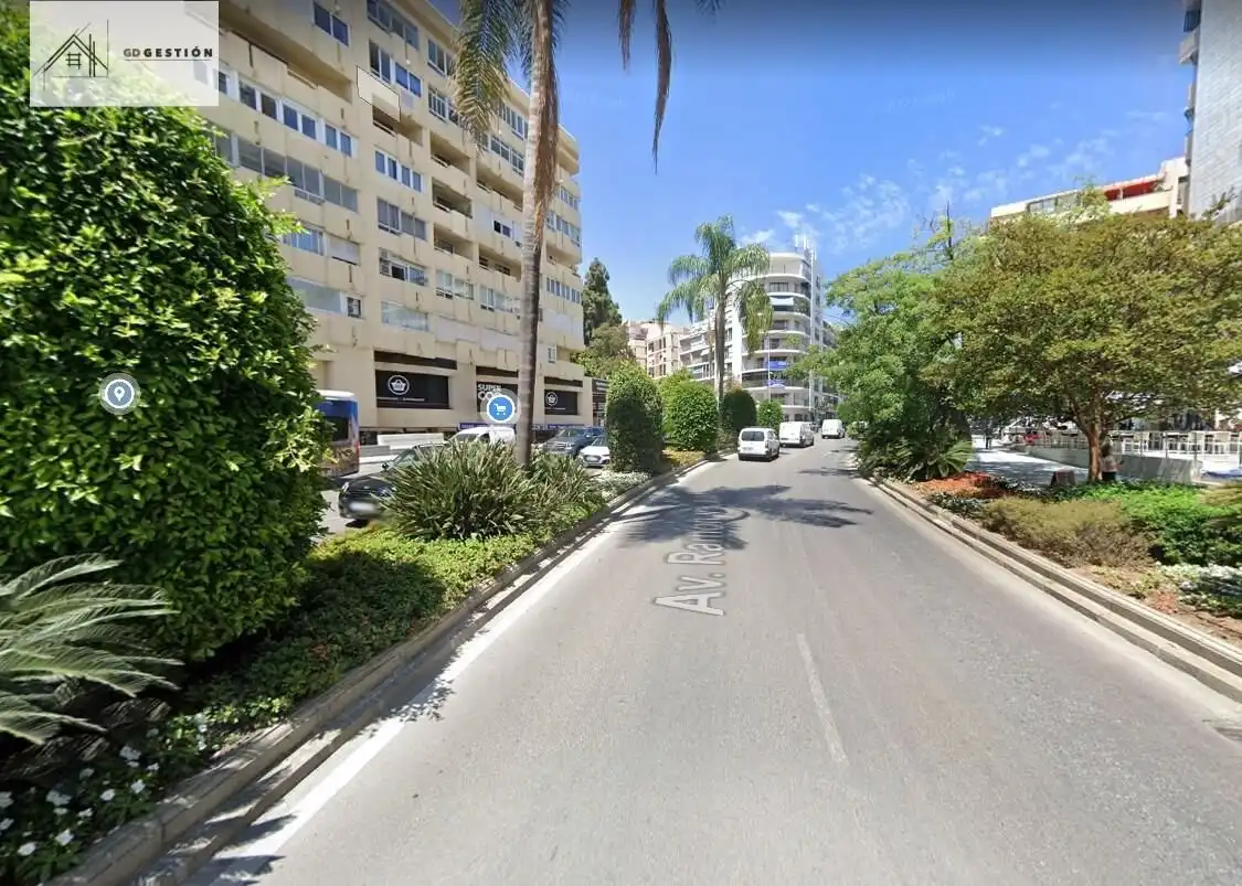 Außenansicht von Büro zum Verkauf in Marbella mit Klimaanlage, Heizung und Möbliert