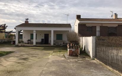 Exterior view of House or chalet for sale in Os de Balaguer