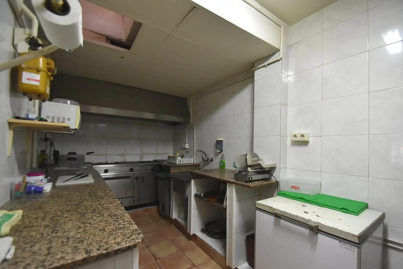 Cuina de Local de lloguer en Vilanova i la Geltrú