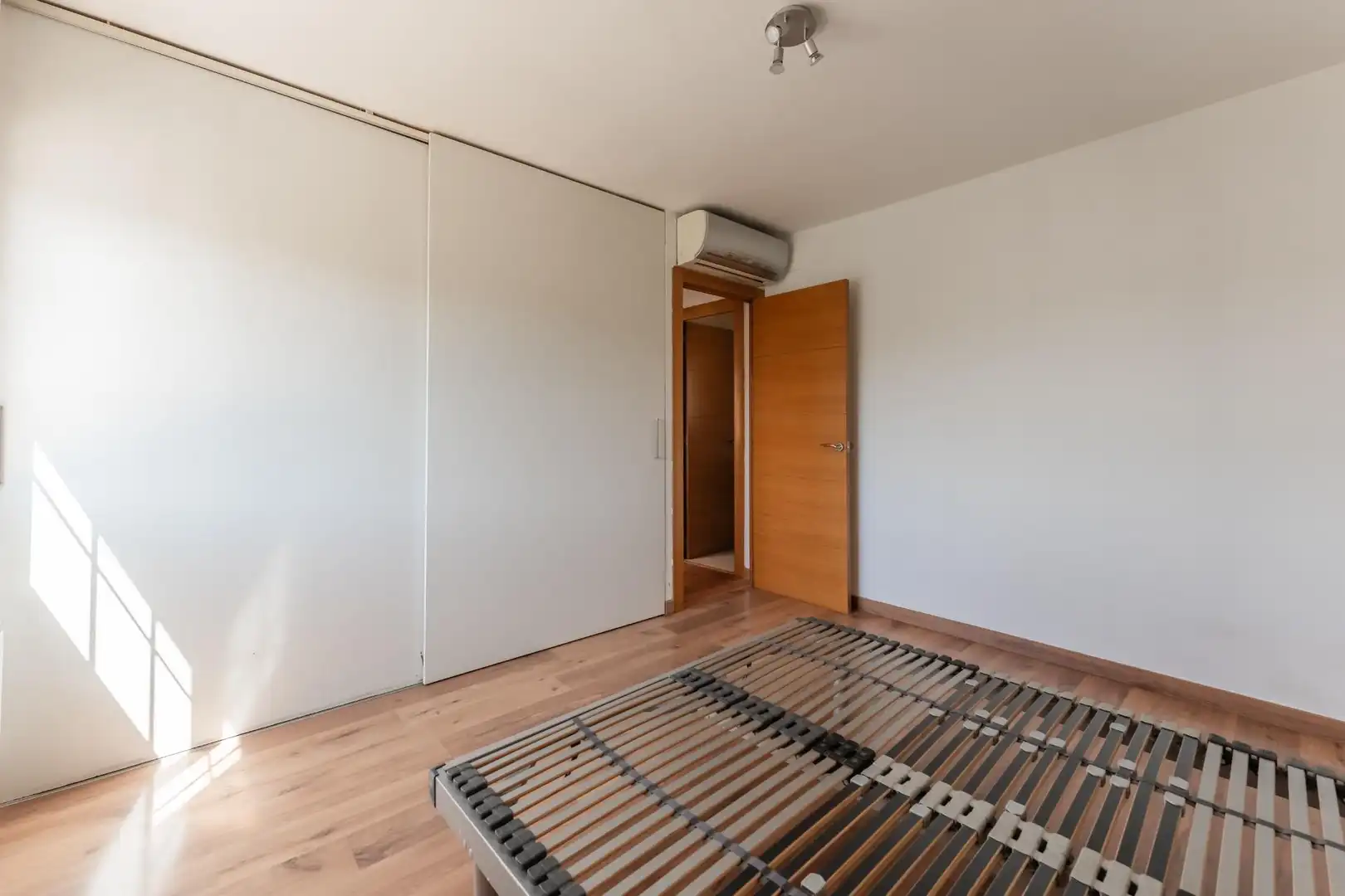 Habitación de Piso en venta en Parets del Vallès con Aire acondicionado, Calefacción y Parquet