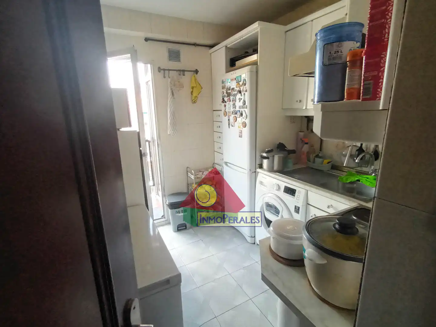 Küche von Wohnung zum Verkauf in Madrid mit Klimaanlage und Balkon