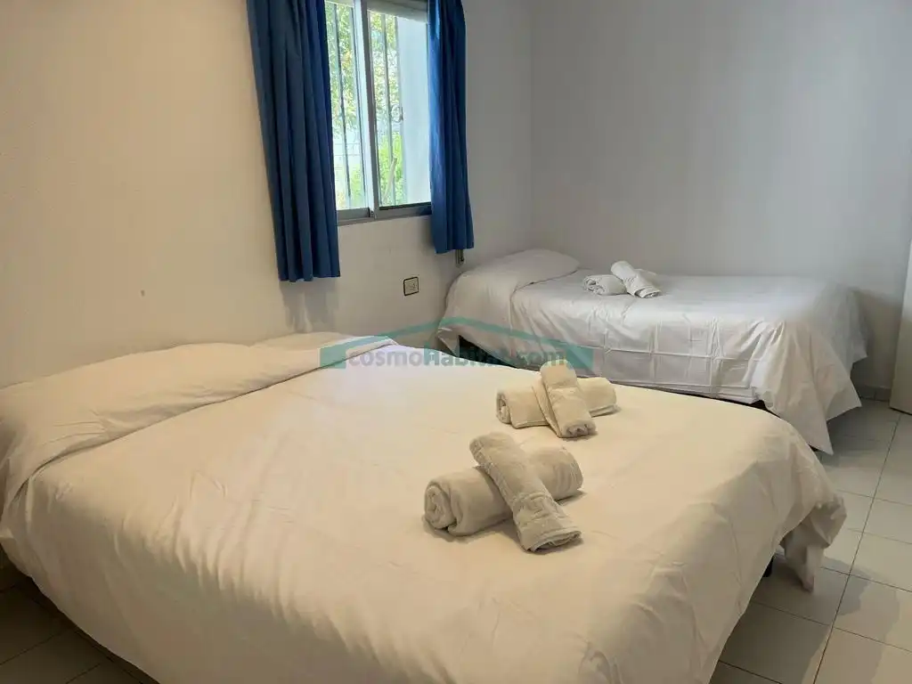 Dormitori de Casa o xalet de lloguer en Paterna amb Aire condicionat, Jardí privat i Terrassa