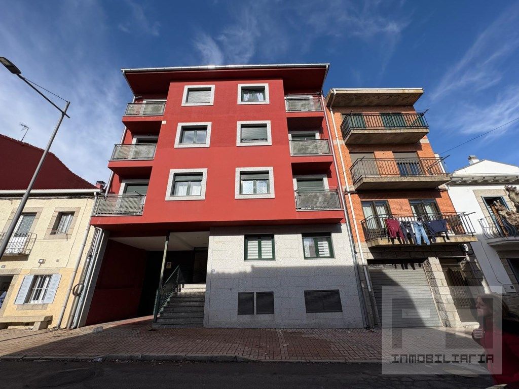 Vista exterior de Pis en venda en Las Navas del Marqués 