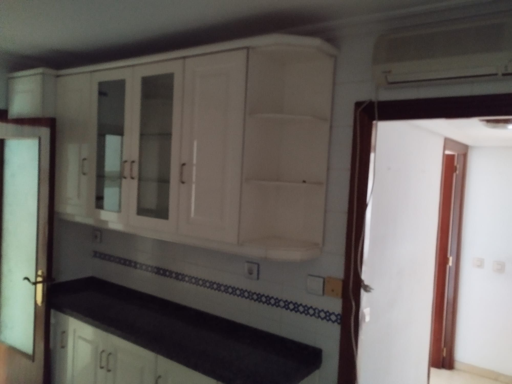 Kitchen of Flat for sale in  Sevilla Capital