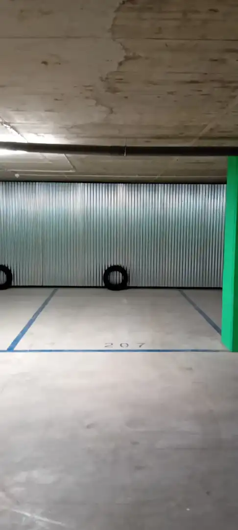 Parking of Garage for rent in Hortaleza
