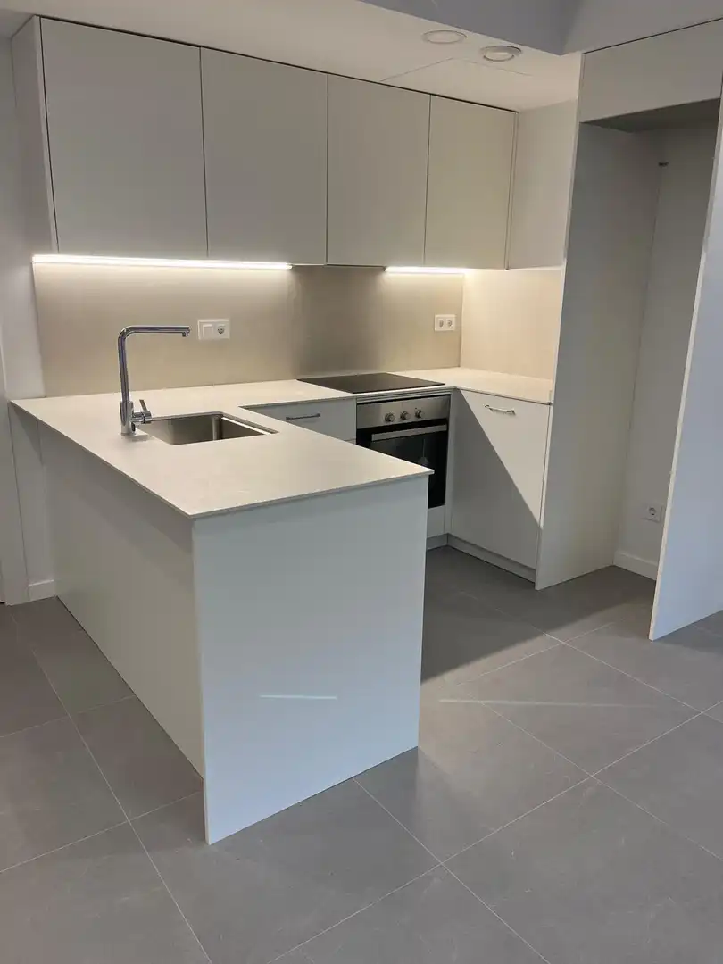 Cocina de Planta baja en venta en Sabadell con Aire acondicionado y Calefacción