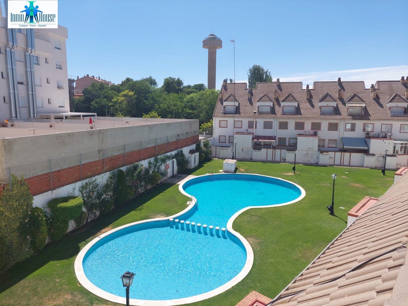 Piscina de Casa o xalet en venda en  Albacete Capital amb Aire condicionat, Calefacció i Jardí privat