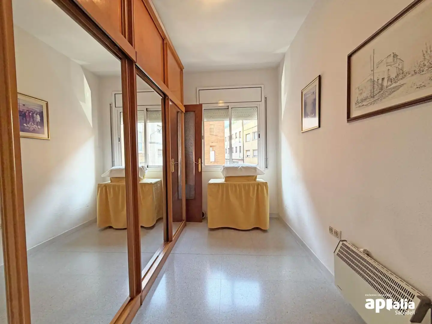 Piso en venta en Sabadell con Calefacción y Balcón