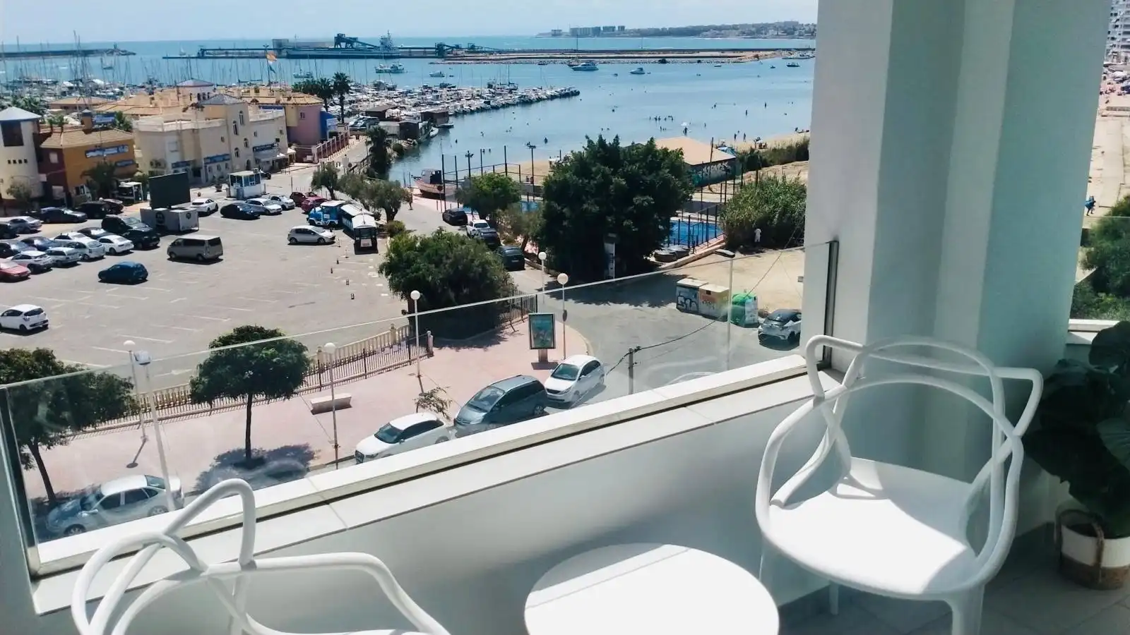 Flat with terrace for sale in Avenida Avenida Doctor Gregorio Marañón, imagen 2