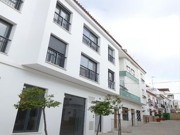 Pis amb balcó en venda a Estepona Pueblo