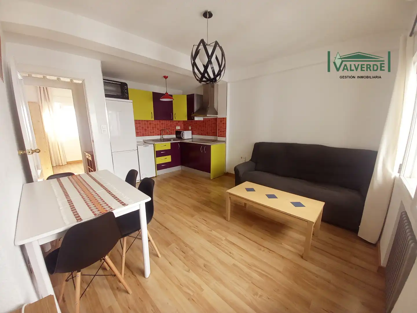 Apartamento con ascensor en alquiler en Calle Puentezuelas, imagen 2