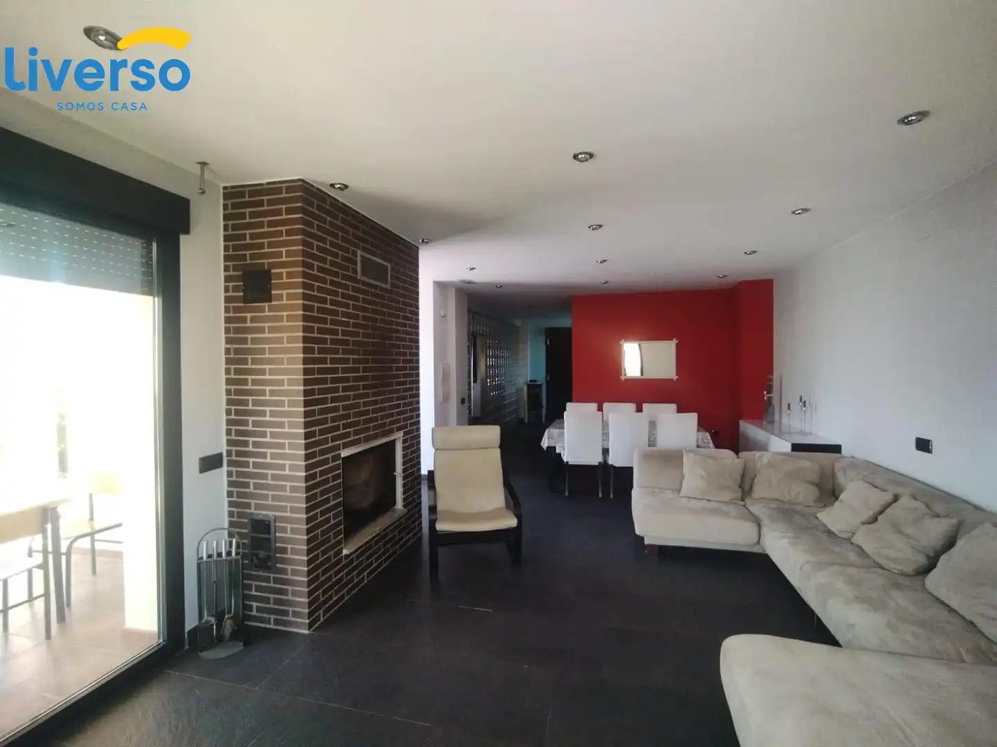Sala de estar de Casa o chalet en venta en Villalbilla de Gumiel con Calefacción, Jardín privado y Terraza