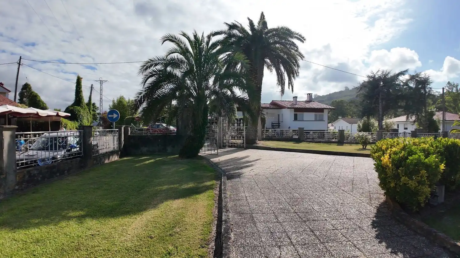 Vista exterior de Casa o xalet en venda en Villaviciosa amb Calefacció, Terrassa i Traster