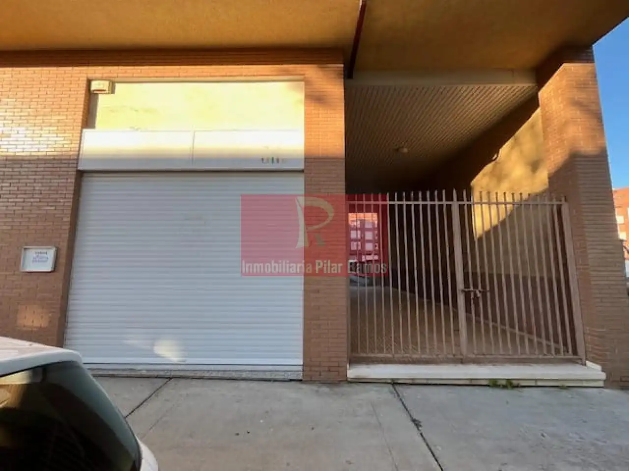 Aparcament de Apartament en venda en Villaquilambre amb Calefacció i Terrassa