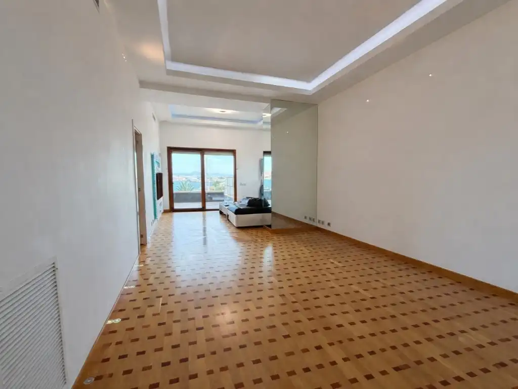 Sala d'estar de Pis en venda en  Palma de Mallorca amb Aire condicionat i Balcó